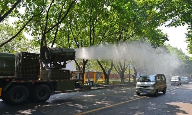 家里没有空调还有什么办法降温(在没有空调的房间怎么快速降温)图5