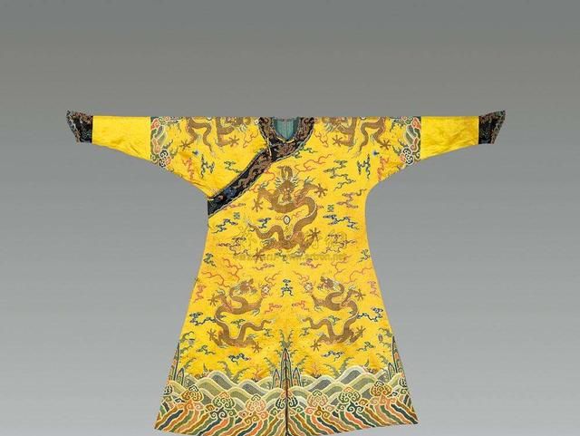 历史上皇帝为什么穿黄色衣服(古代只有皇帝可以穿黄色衣服吗)图2