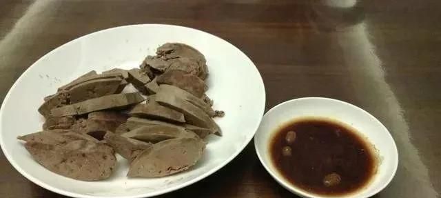 炒羊肝怎么做(老饭骨炒羊肝)图7