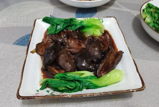 鲁菜代表菜，哪一道菜最能代表鲁菜特色的图6